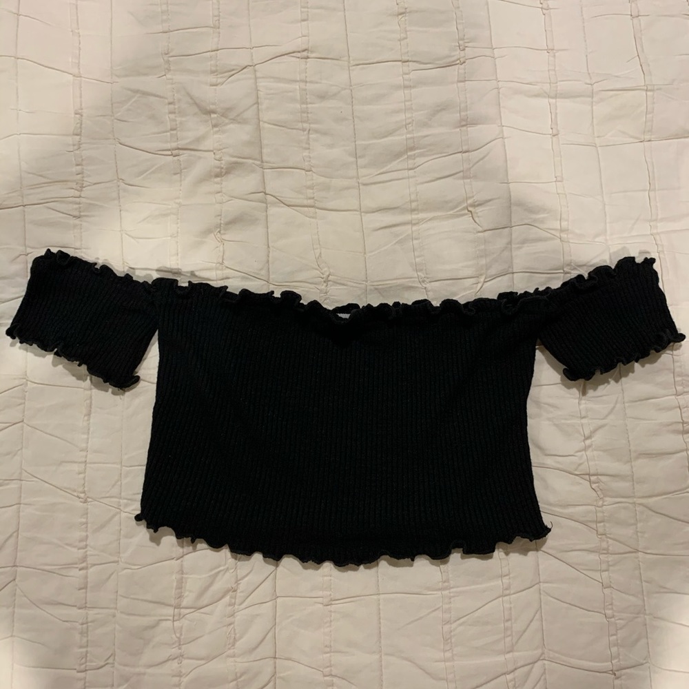 Mini Black Strapless Crop Top